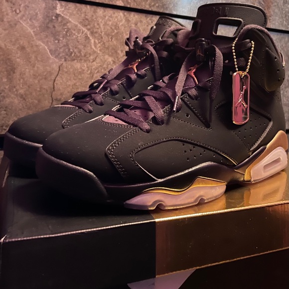Air Jordan 6s - Picture 3 of 3